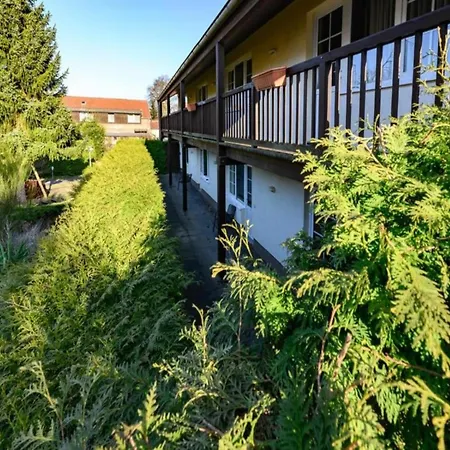 Hotel Lindengarten By Belvilla